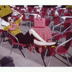 WTFSG-Louis-Vuitton-Yayoi-Kusama-Marie-Claire-Czech-11