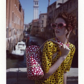 WTFSG-Louis-Vuitton-Yayoi-Kusama-Marie-Claire-Czech-5