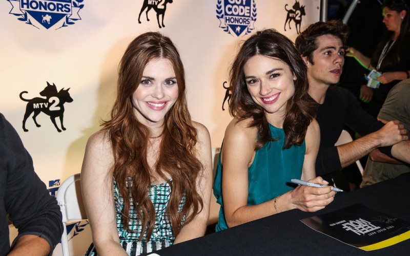 WTFSG-2013-comic-con-Crystal-Reed-Holland-Roden-MTV2-Party