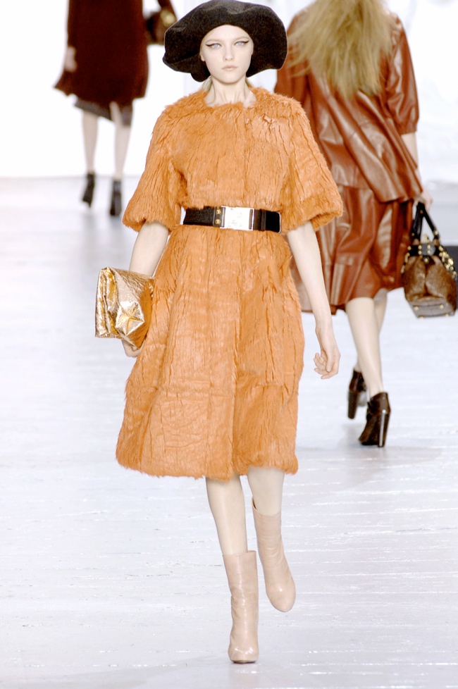 Louis Vuitton by Marc Jacobs FW 2007 - Leatherexotica