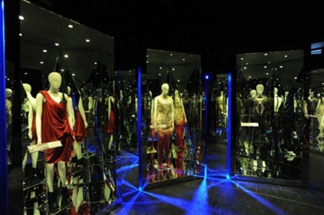 WTFSG-fashion-visionaries-2011-hong-kong-heritage-museum_1