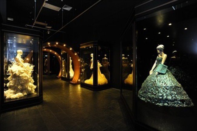 WTFSG-fashion-visionaries-2011-hong-kong-heritage-museum_2