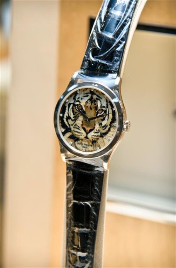 WTFSG_sincere-singapore_patek-philippe_Tiger-Marquetry_1
