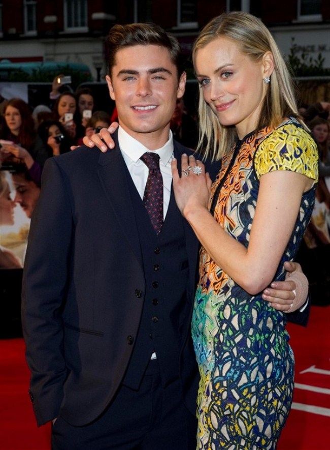 WTFSG_Zac-Efron_taylor-schilling-london-premiere-the-lucky-one_1