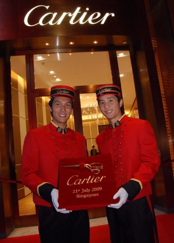 WTFSG_cartier-arrives-in-style-at-ion-orchard