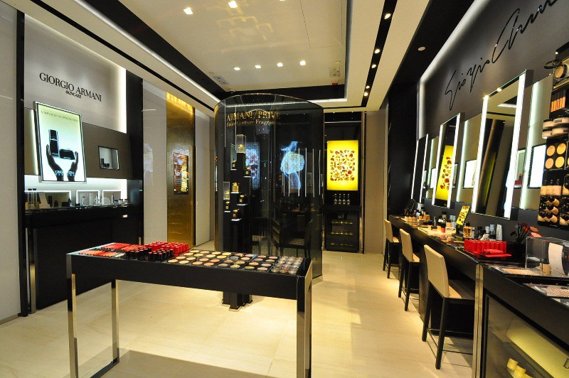 WTFSG_giorgio-armani-beauty-unveils-new-boutique-ifc-hk_interior_2