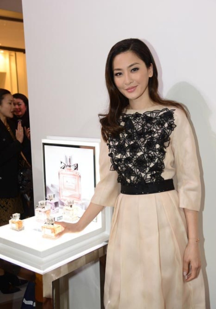 WTFSG_miss-dior-fragrance-of-the-creator-exhibition-opening_12