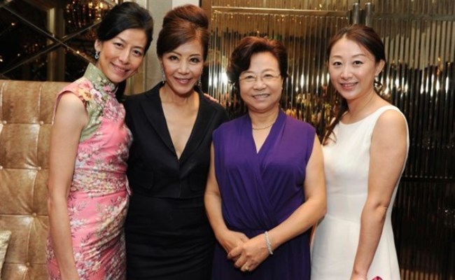 WTFSG_mothers-day-sg-harry-winston_Valerie-Chan_Grace-Yeh_Mrs-Huang_Zhen-Huang