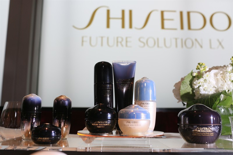WTFSG_shiseido-future-solution-lx-tea-gathering-products