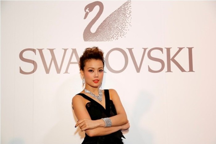 WTFSG_swarovski-style-yourself-with-jewelry-exhibition-hong-kong_Joey-Yung