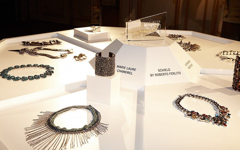 WTFSG_world-jewelry-facets-comes-to-paris_Marie-Laure-Chamorel_Schield_Roberto-Ferlito