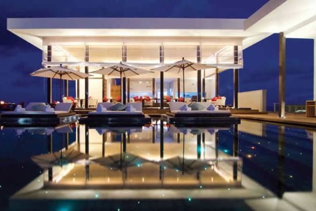 WTFSG_top-10-hotel-pools-in-the-world_jumeirah-dhevanafushi_maldives