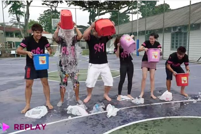 WTFSG_viral-ice-bucket-challenge-singapore_987fm