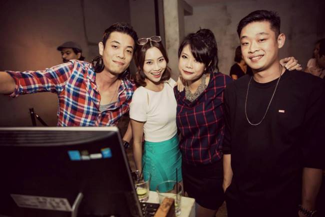 WTFSG_a-classy-dinner-party_Andrew-T_Sonia-Chew_S-Wing_Darren-Dubwise