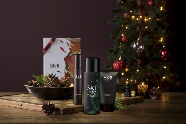 WTFSG_sk-ii-curated-bottles-and-coffrets-for-the-holidays_4