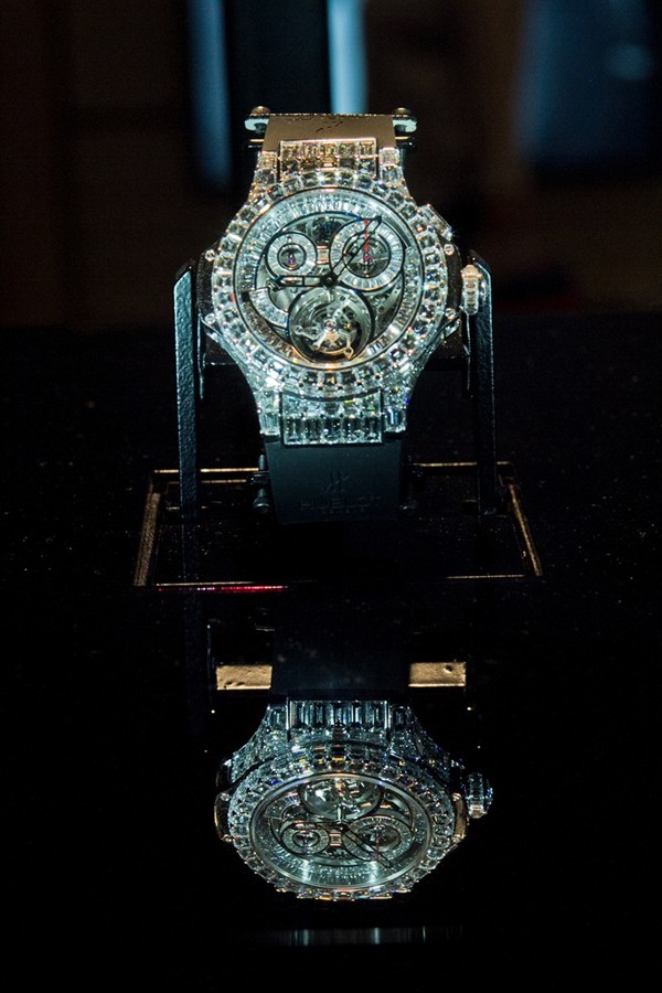 WTFSG_worlds-first-hublot-pop-up-store-opens-in-singapore_3