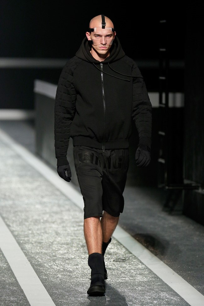 WTFSG_alexander-wang-x-hm-collection-debut-NYC_17