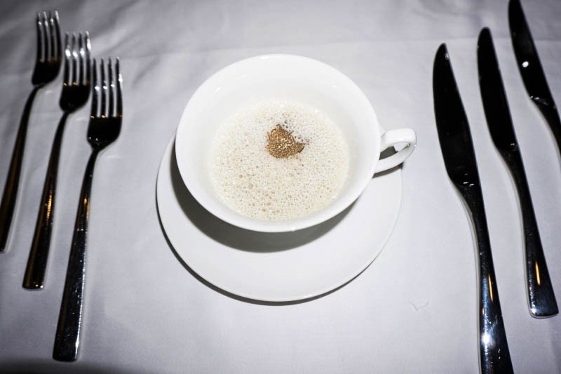 WTFSG_christmas-private-dining-ristorante-takada_Mushroom-Cappuccino_Truffle-Foam