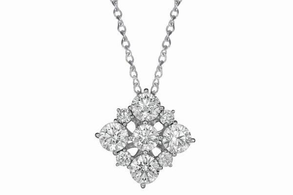 WTFSG_larry-jewelry-lazare-diamonds-holiday-collection_4