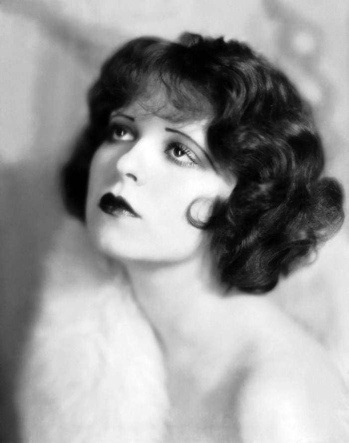WTFSG_1920s-hairstyles-short-curly-bobs-updos_Clara-Bow