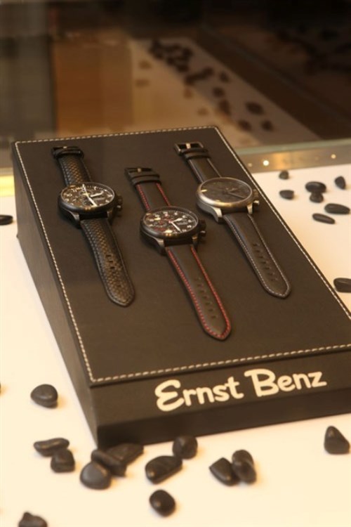 WTFSG_ernst-benz-hong-kong-elegant-watch-jewellery_3