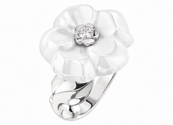 WTFSG_chanel-camelia-galbe-fine-jewelry-collection_1