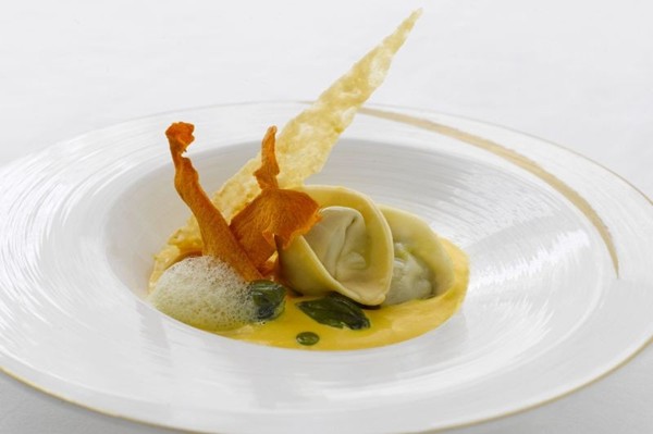 WTFSG_labrezza-ala-carte-menu-chef-luca-moioli_Vellutata-di-Zucca-Ravioli-di-Anatra