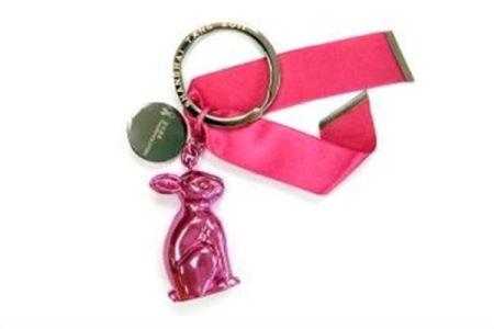 WTFSG_shanghai-tang-limited-edition-rabbit-keyring-pink-revolution