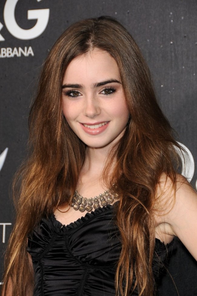 WTFSG_celebrities-daughter_Lily-collins
