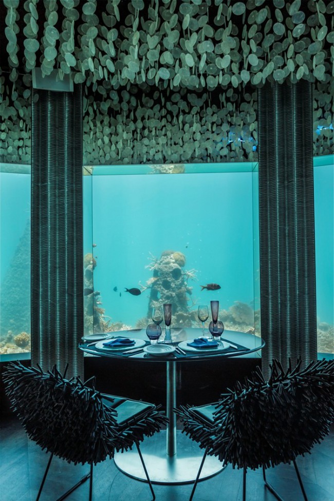 WTFSG_subsix-world-first-underwater-nightclub_3