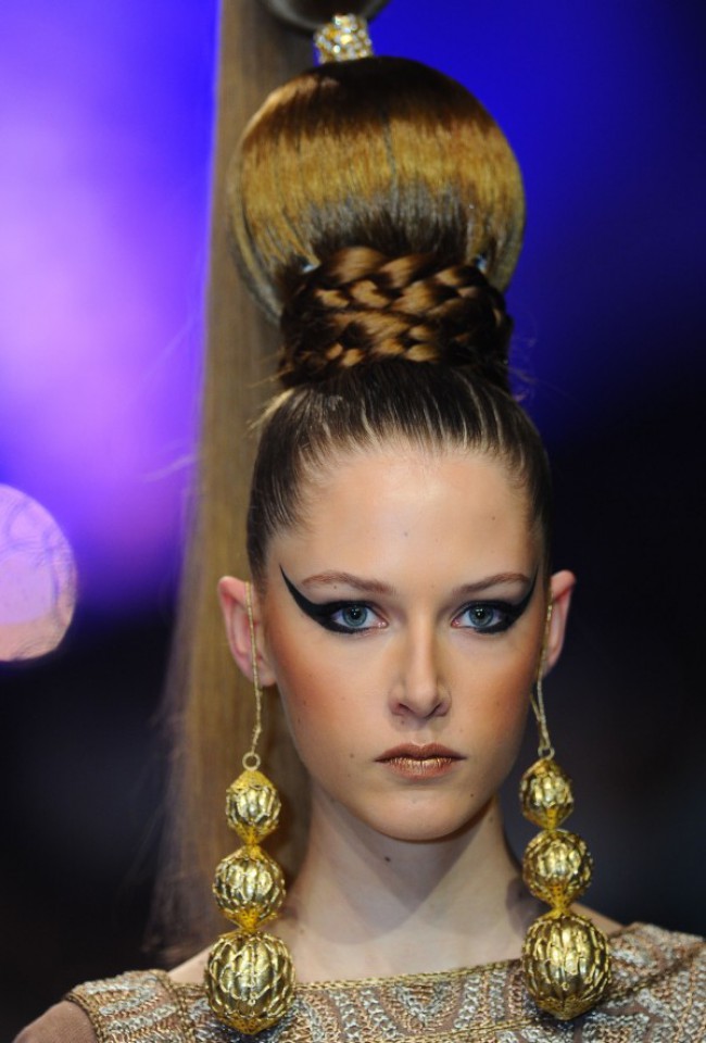 WTFSG_Slicked-Up-Hair-With-Braids-Buns-In-Zareena-Spring-Summer-2015
