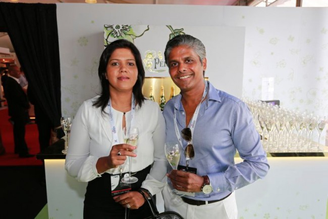 WTFSG_perrier-jouet-champagne-lounge-2015-singapore-yacht-show_3