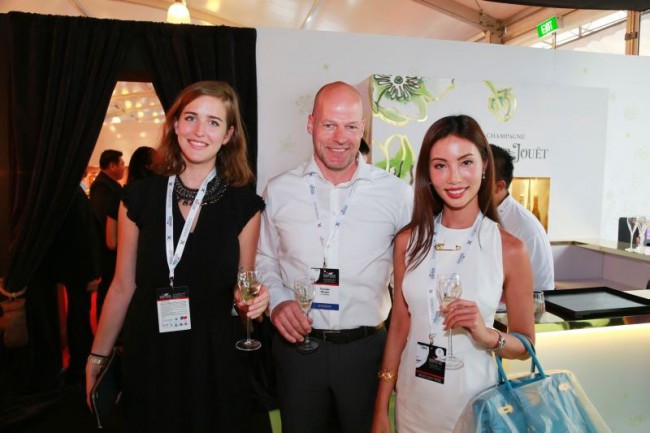 WTFSG_perrier-jouet-champagne-lounge-2015-singapore-yacht-show_4