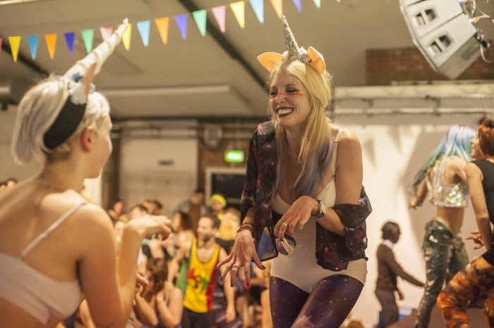 WTFSG_zespri-golden-morning-parties_Morning-Gloryville_4