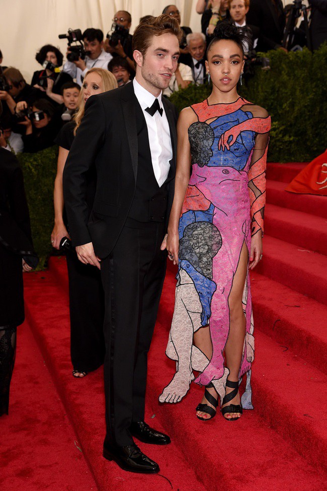 WTFSG_2015-met-gala-red-carpet-style_fka-twigs