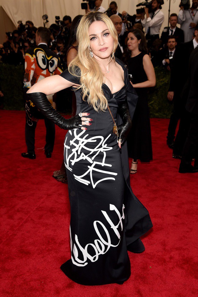 WTFSG_2015-met-gala-red-carpet-style_madonna