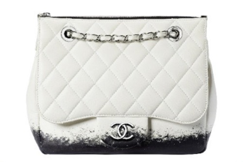 WTFSG_chanel-graphic-black-and-white-bag