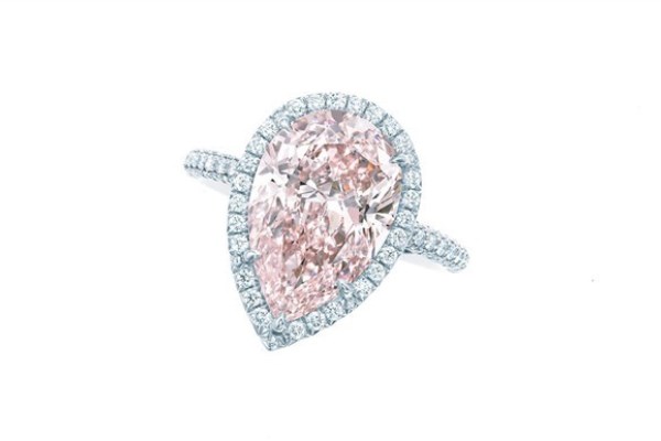 WTFSG_guide-how-to-buy-a-diamond-engagement-ring_Tiffany-Co_pink-diamond
