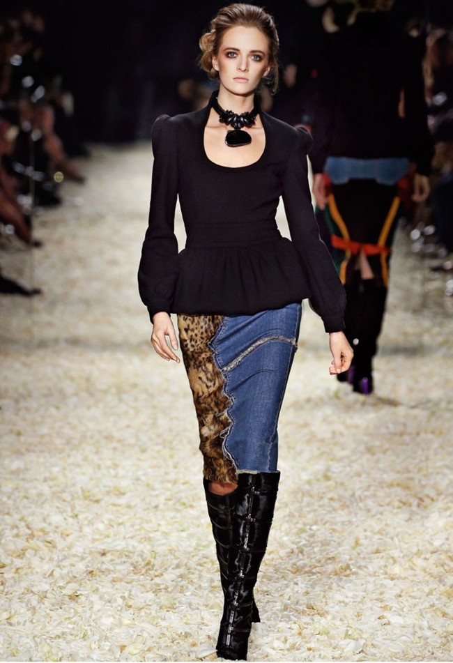 WTFSG_tom-ford-women-fall-winter-2015_1