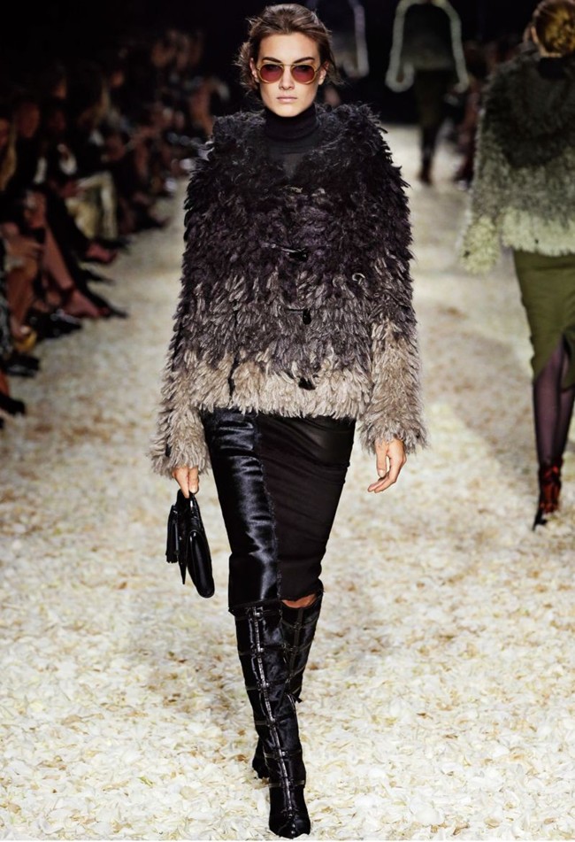 WTFSG_tom-ford-women-fall-winter-2015_6