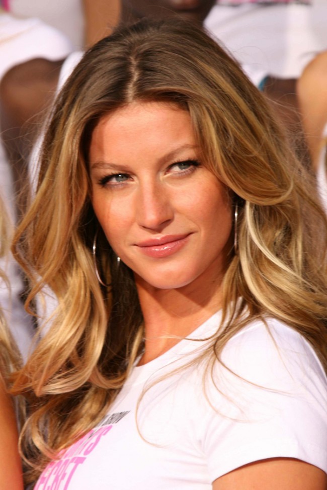 Gisele Bündchen  POPSUGAR Celebrity