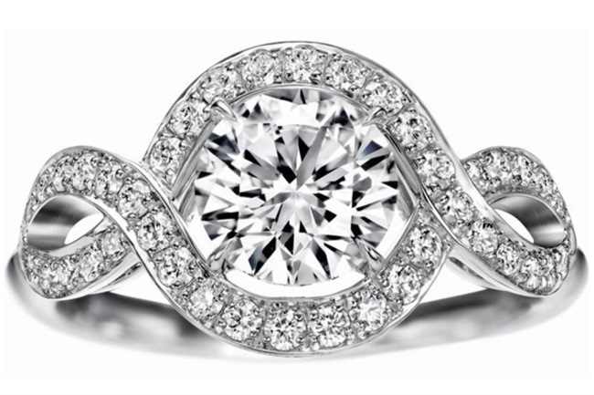 WTFSG_harry-winston-lily-cluster-diamond-engagement-ring