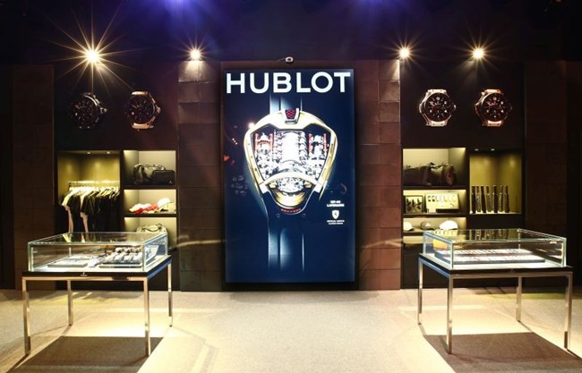 WTFSG_hublot-creates-big-bang-singapore_6