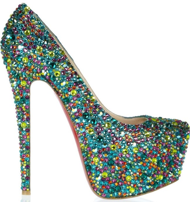 WTFSG_iconic-style-christian-louboutins-daffodile-160-crystal-embellished-leather-pumps_4