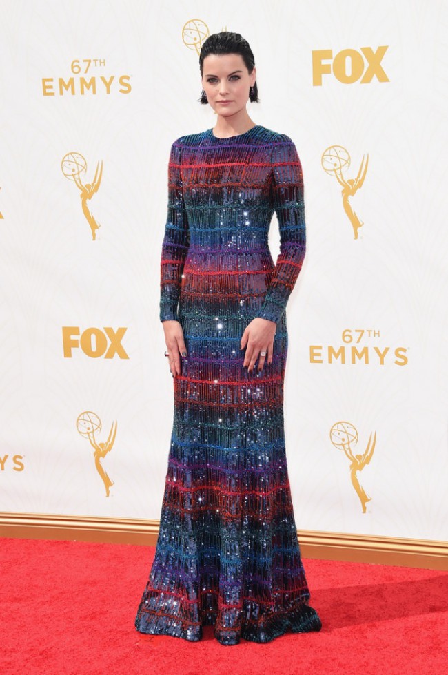 WTFSG_Jaime-Alexander-2015-Emmys-Armani-Prive-Dress