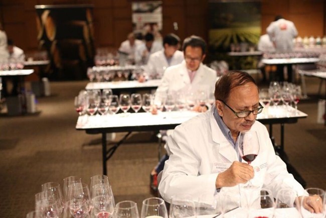 WTFSG_thai-produced-wines-stun-judges-cathay-pacific-hkiwsc_2
