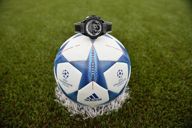 WTFSG_hublot-big-bang-unico-bi-retrograde-juventus_4