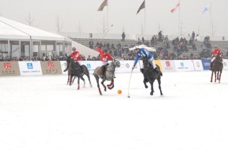 WTFSG_asian-first-snow-polo-tournament-tianjin-england-team_3