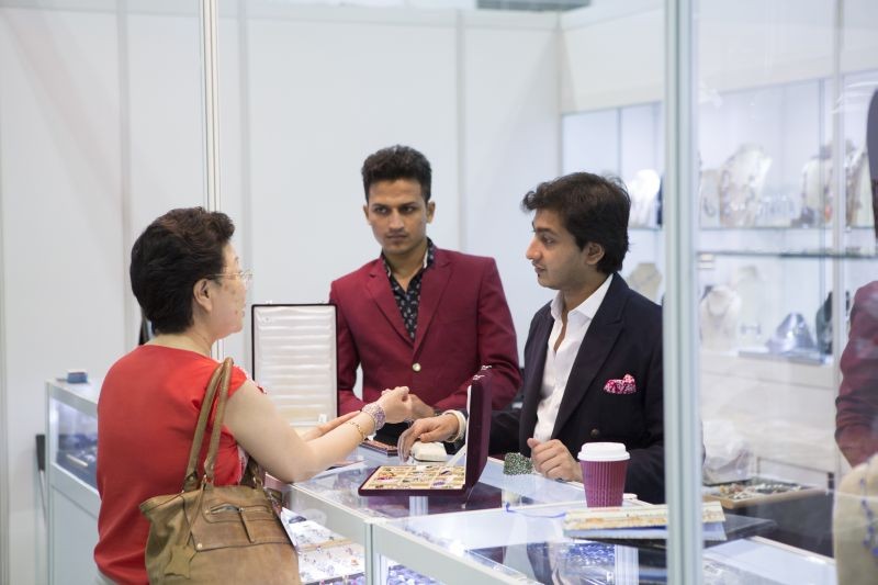 WTFSG_singapore-jewellery-gem-fair-2015-show_6