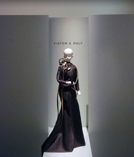 WTFSG_viktor-rolf-barbican-art-gallery_12